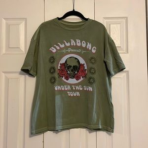 Oversized Billabong T-Shirt size XS